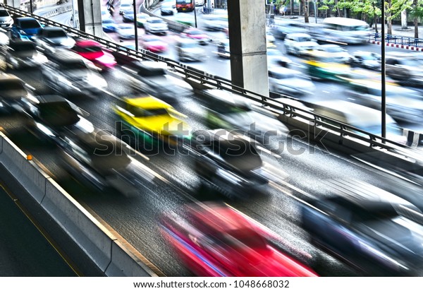 Controlled-access highway in Bangkok during\
rush\
hour.\
\
