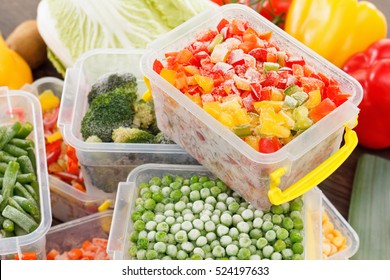 Cook Good Frozen Food Recipes Vegetables In Plastic Containers. Healthy Freezer Food And Meals.