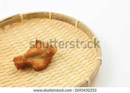 Cooked Chicken Drumette with appealing rustic flavor