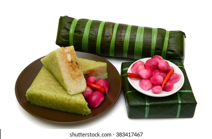 Cooked square glutinous rice cake, Vietnamese new year food