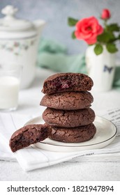 Cookies With Chocolate And Rasberry