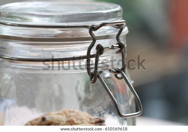 cookie jar with lock