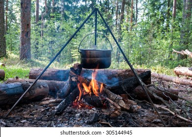 Cooking On Fire Stock Photo 305144945 | Shutterstock