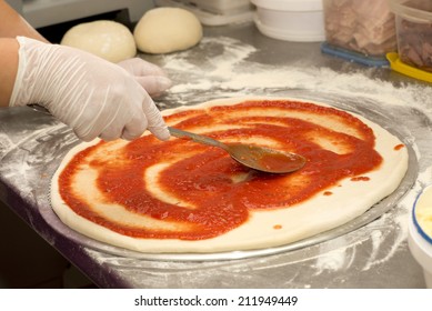 Cooking Pizza Sauce Application