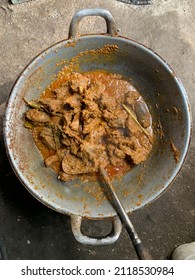 Cooking Rendang Traditional Dishes From Minang Kabau