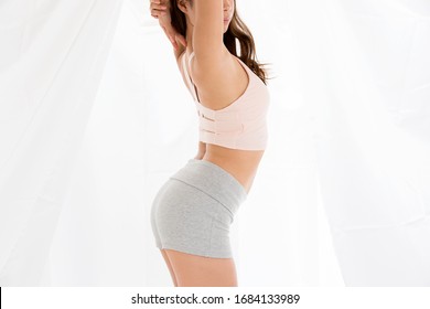 くびれ 女性 の画像 写真素材 ベクター画像 Shutterstock