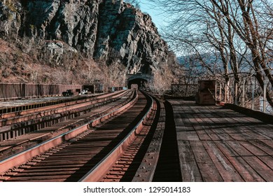 Cool train tracks 