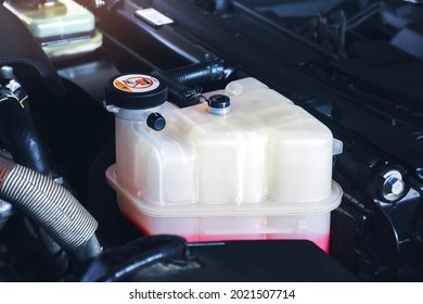 791 Coolant reservoir Images, Stock Photos & Vectors | Shutterstock