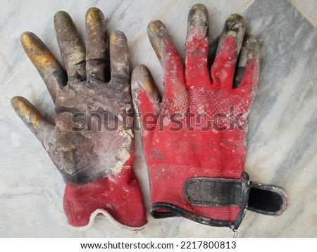 cooly gloves after the work