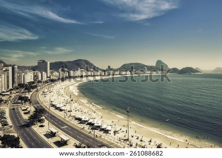 Similar – Foto Bild Luftaufnahme der Meereswellen und wunderschöner rosa Sandstrand.