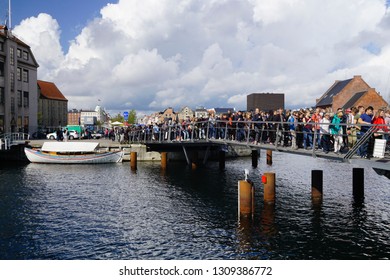 Copenhagen, Denmark - 09 09 2017:  Amazing Crowd Full Of People Crossing A Bridge During A Walkathon