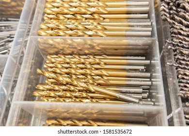 Copper Metal Drill Bit Small And Large In The Tool Market, There Are Many Drill Bits.