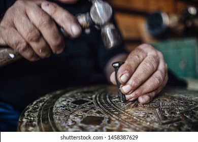 Coppersmith - Algerian traditionnal artisans 