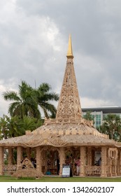 Coral Springs, Florida USA - March 17, 2019: Wooden Temple Of Memory Of Victims Marjory Stoneman Douglas High School Students In Coral Springs, FL