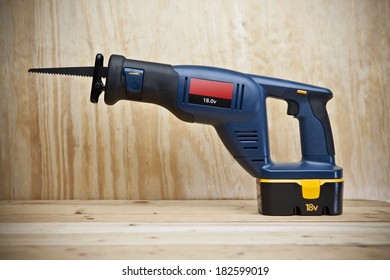 Cordless Reciprocating Saw