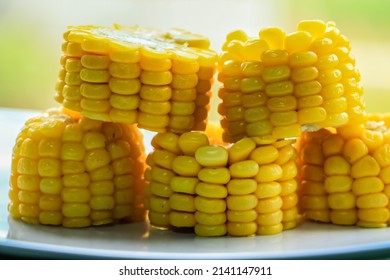 Corn on the cob is one of the healthy foods that are rich in fiber and have nutrients that are beneficial for the body. Corn on the cob contains water, protein, carbohydrates, sugar, fiber, and fat. - Shutterstock ID 2141147911