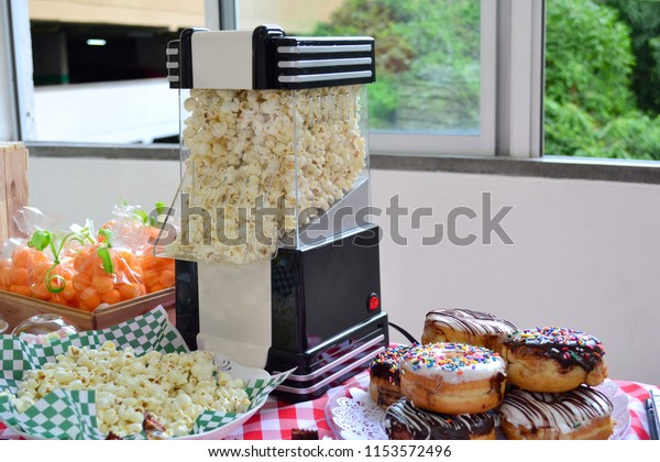 corn popcorn\
maker\
