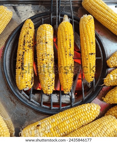 Corn is usually served roasted or boiled, but you can experience different tastes thanks to the variety of street flavors.