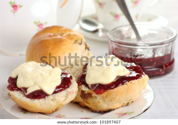 Cornish Cream Tea - Scones with jam/jelly and clotted\
cream on top