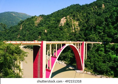 Coronation Bridge In Spans Across The Teesta River In Sevok Road At Siliguri On  Darjeeling District Connecting Jalpaiguri District Of West Bengal State Near The  Border With Sikkim State