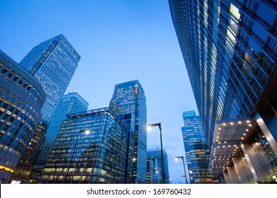 Corporate Building Financial Skyscrapers Office Center In The Canary Wharf, City Of London 