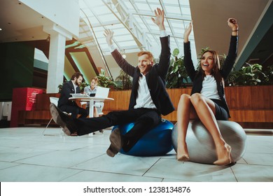 Corporate Sport Lifestyle. Healthcare Of Business People. Worker Relax In Office. Woman And Man Doing Fitness Exercises. Yoga Practice. Happy Office Managers. Woman And Man Balance On Ball.