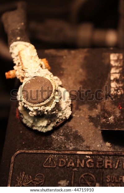 Corroded Battery\
Terminal