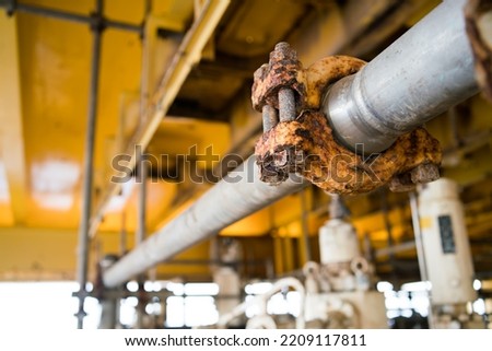 corrosion on nut Locking duplex pipe joints instead of welding for use in oil and gas applications outside buried drilling rigs.