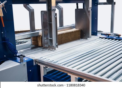 Corrugated Box Machine.Logistics Business.