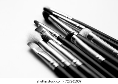 Cosmetic brushes / Eye shadow brush has slightly looser bristles and a rounded tip useful for blending eye shadow colors