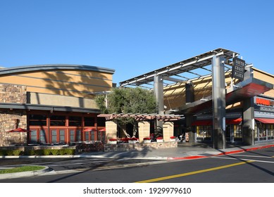 South Coast Plaza Images Stock Photos Vectors Shutterstock