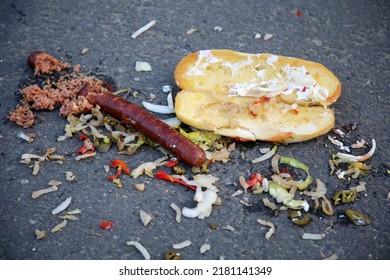 Costa Mesa, California, USA - July 20, 2022: Orange County Fair In Costa Mesa, California. Fair Foods At The OC Fair. Various Types Of Exotic Foods For People To Enjoy While At The County Fair. 