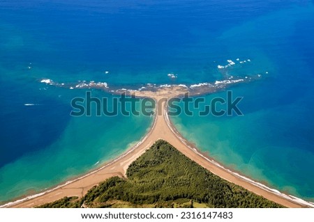 Costa Rica, Whale’s Tail like formation of coast at the Marino Ballena National Park, Costa Ballena, Uvita beach on left, Hermosa beach on right