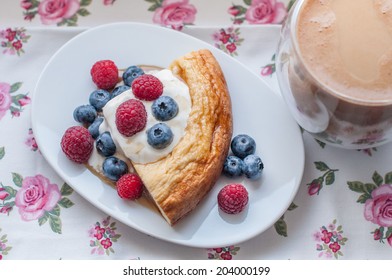 Cottage Cheese Pie With Honey Yogurt And Berries