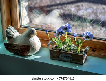 Cottage Interior Shabby Chic Style Bathroom Decoration In The Sun 