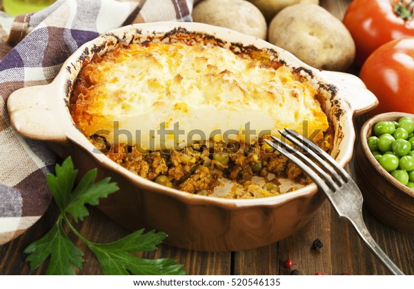 Cottage Pie Meat Green Peas Stock Photo Edit Now 520546135