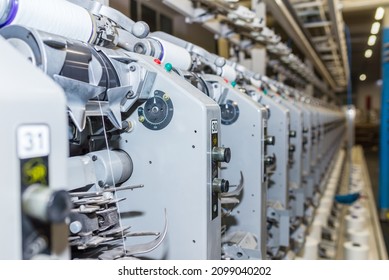 29,294 Yarn Manufacturing Stock Photos, Images & Photography | Shutterstock