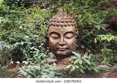  Country House In Guangzhou, Guangdong, Сhina, Zinitown, The Urban Farm. Fragment Of A Courtyard Decoration.  Buddha's Head.                               