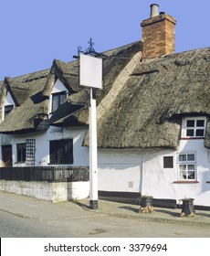 Country Pub Thurleigh Village Bedfordshire Home Counties England Uk