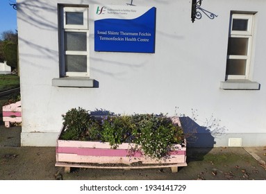 County Louth, Ireland, 6th December 2020. A HSE Health Centre In Termonfeckin Village. 