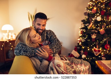 14,420 Cuddling in winter Images, Stock Photos & Vectors | Shutterstock