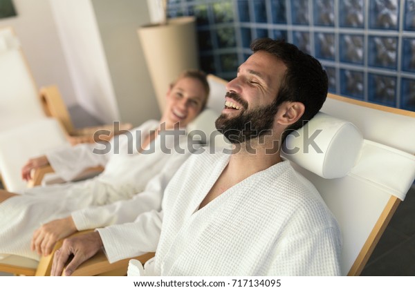 Wellness-Spa-Behandlungen Für Paare Stockfoto 717134095 | Shutterstock