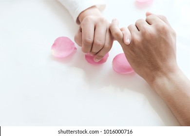 A Couple Making Promise In Valentine's Day