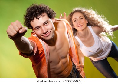 a couple posing in studio