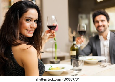 Cena Romantica En Casa Images Stock Photos Vectors Shutterstock