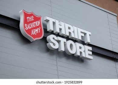 Courtenay, Canada - September 1, 2020: View Of Salvation Army Thrift Store In Downtown Courtenay