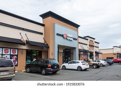 Courtenay, Canada - September 1, 2020: View Of Salvation Army Thrift Store In Downtown Courtenay