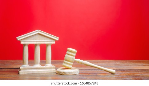 Courthouse And Gavel. International Court. Protection Of Business Interests And Human Rights. Intellectual Property. Justice And Legitimacy. Lawmaking. Judicial System. Judge's Hammer. Copy Space