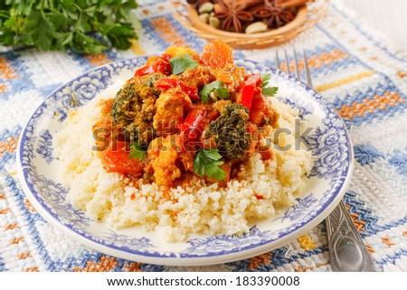Couscous marocain wih chicken and vegetables