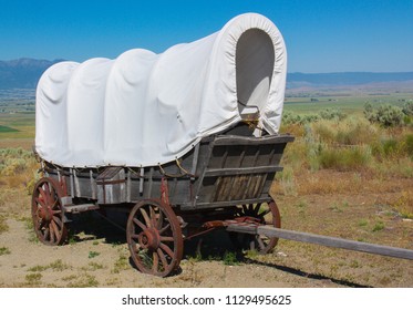 Covered Wagon Along The Oregon Trail In Eastern Oregon